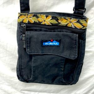 Jacuzzi crossbody4 compartment bag sz 8x10”